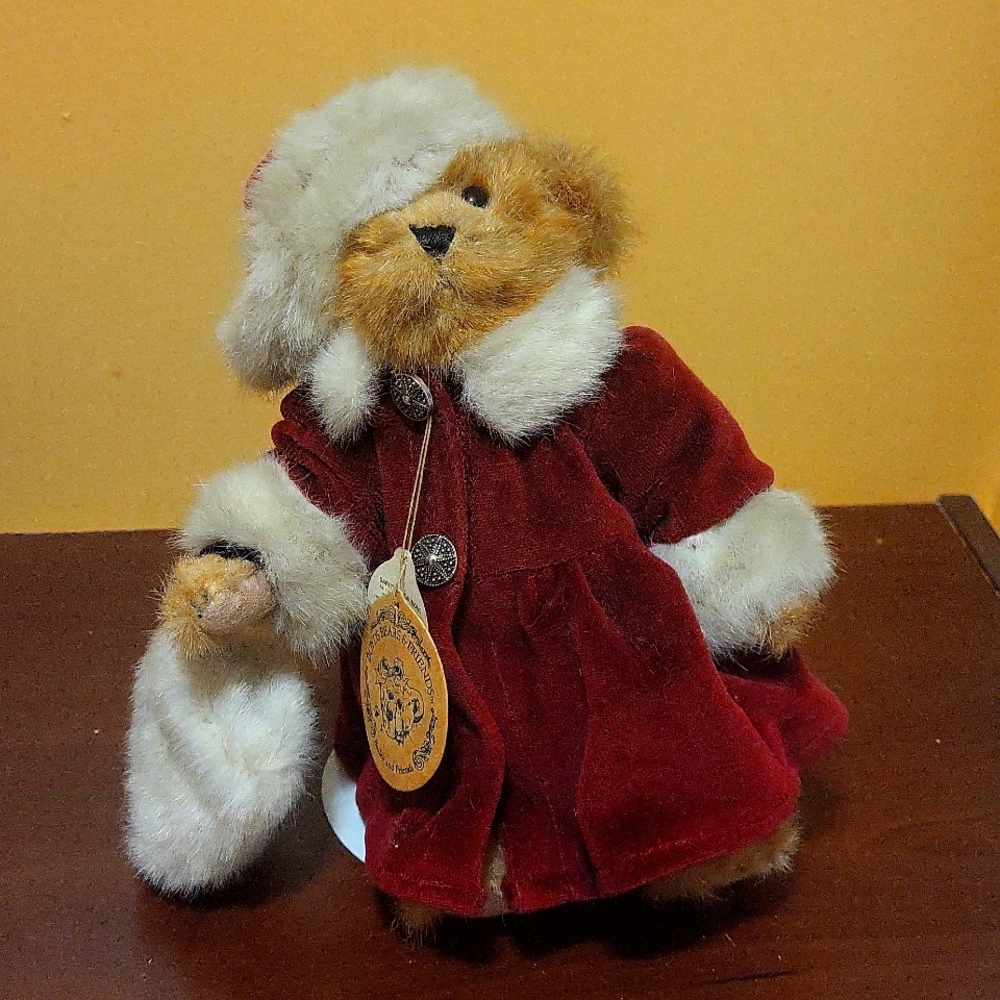 Boyds Bears & Friends Bailey Bear